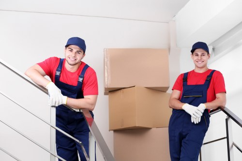 Moving van service for homes in New Malden